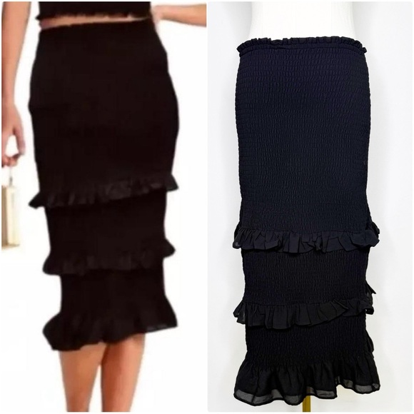 Abercrombie & Fitch Smocked High Waist Tiered Ruffle Mini Skirt Size Small Black - Picture 1 of 6